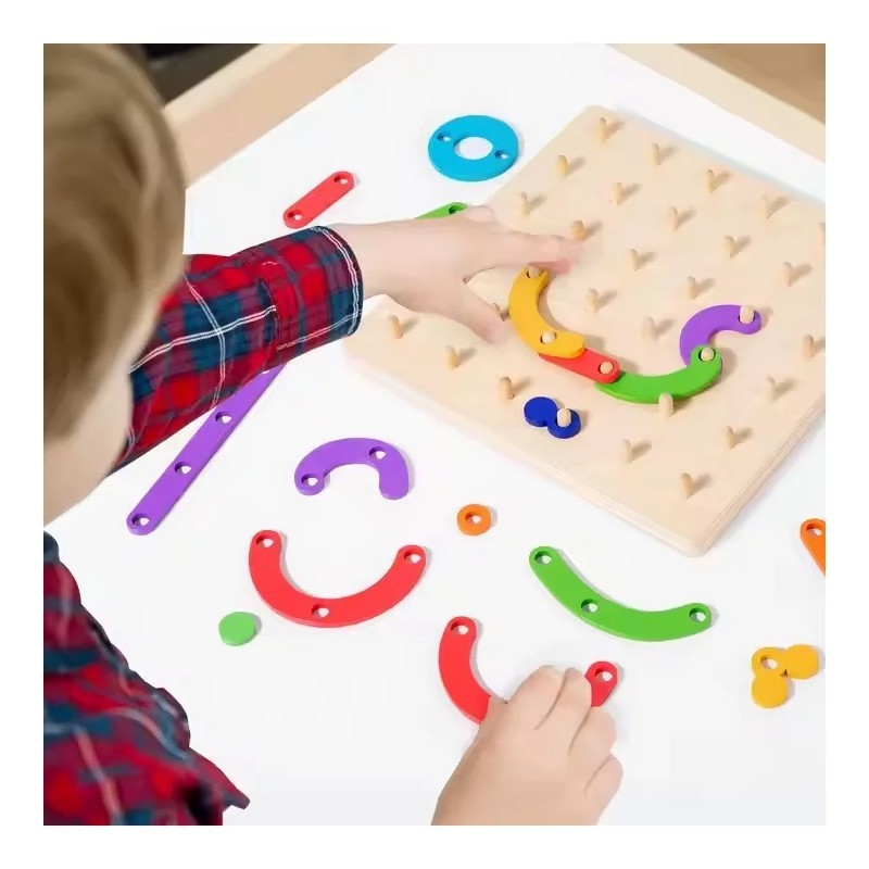 Tableau en bois avec alphabet arabe et chiffres - Apprendre les lettres arabes - Maktaba des systas